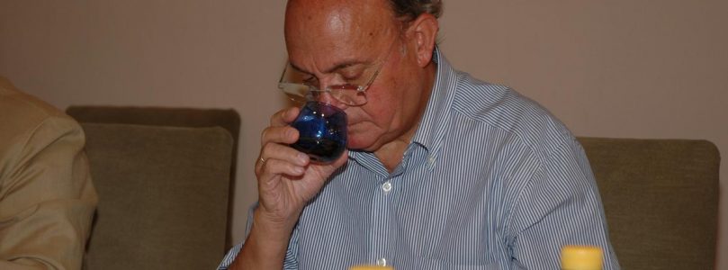 Fallece el químico Cristino Lobillo