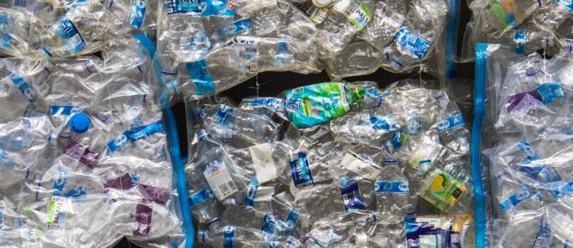 Nuestros residuos plásticos pueden utilizarse como materia prima para detergentes, gracias a un método catalítico mejorado